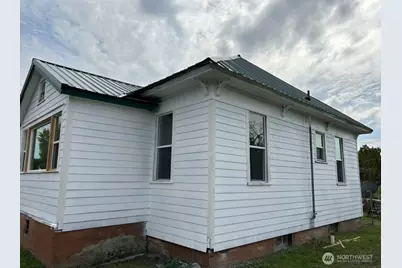 4 SW Raymond Street, Wilbur, WA 99185 - Photo 2