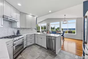 14448 Ashley Pl, Anacortes, WA 98221 - Photo 16