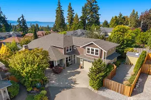 9815 224th St SW, Edmonds, WA 98020 - Photo 38