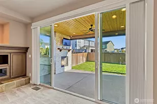 12522 175th St E, Puyallup, WA 98374 - Photo 16