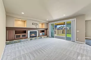 12522 175th St E, Puyallup, WA 98374 - Photo 10