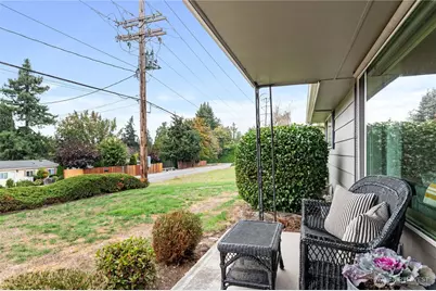 2421 94th Avenue E, Edgewood, WA 98371 - Photo 4