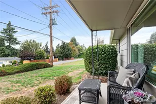 2421 94th Ave E, Edgewood, WA 98371 - Photo 4