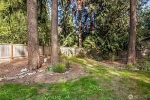 4501 W Tapps Dr E, Lake Tapps, WA 98391 - Photo 28