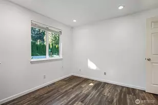 4501 W Tapps Dr E, Lake Tapps, WA 98391 - Photo 22