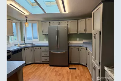 262 Moonstone Place, Oak Harbor, WA 98277 - Photo 8