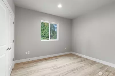 518 Clark Creek Road #B, Longview, WA 98632 - Photo 14