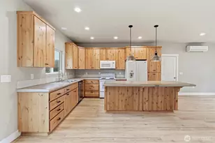 518 Clark Creek Rd, Longview, WA 98632 - Photo 8