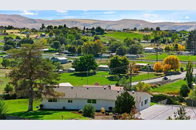 3670 N Wenas, Selah, WA 98942 - Photo 6