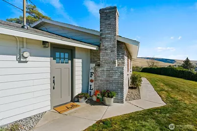 3670 N Wenas, Selah, WA 98942 - Photo 8