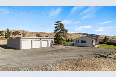 3670 N Wenas, Selah, WA 98942 - Photo 1