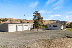3670 N Wenas, Selah, WA 98942 - Photo 1