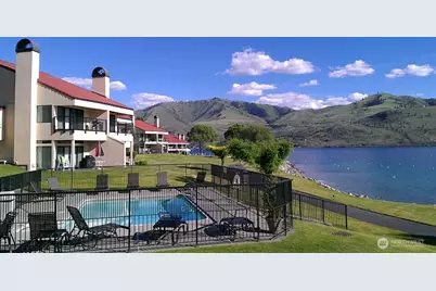 100 Lake Chelan Shores Drive #12-6, Chelan, WA 98816 - Photo 1
