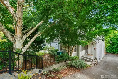 7548 Ravenna Avenue NE, Seattle, WA 98115 - Photo 2