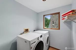 7548 Ravenna Ave NE, Seattle, WA 98115 - Photo 30