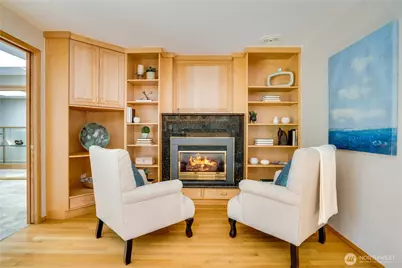 6638 Hilltop Lane, Lakewood, WA 98499 - Photo 12