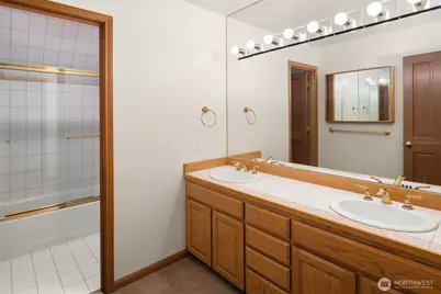 13905 212th Drive NE, Woodinville, WA 98077 - Photo 26