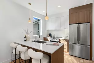 4328 Woodlawn Ave N, Seattle, WA 98103 - Photo 10