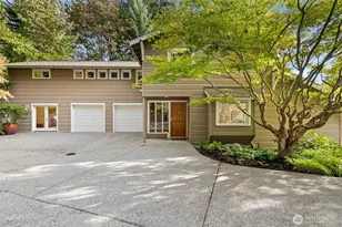 9796 NE Murden Cove Dr, Bainbridge Island, WA 98110 - Photo 2