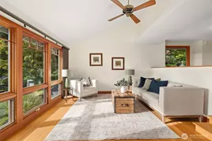 9796 NE Murden Cove Dr, Bainbridge Island, WA 98110 - Photo 8