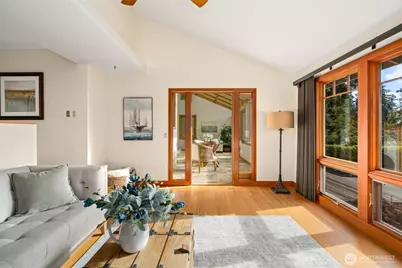 9796 NE Murden Cove Drive, Bainbridge Island, WA 98110 - Photo 10