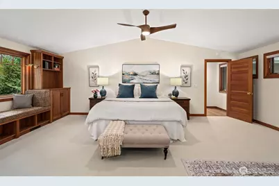 9796 NE Murden Cove Drive, Bainbridge Island, WA 98110 - Photo 24