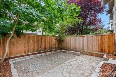 12041 33rd Avenue NE #A, Seattle, WA 98125 - Photo 28