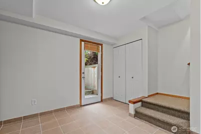 12041 33rd Avenue NE #A, Seattle, WA 98125 - Photo 6