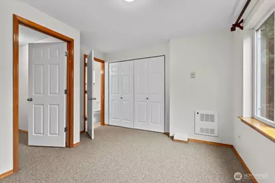 12041 33rd Avenue NE #A, Seattle, WA 98125 - Photo 18