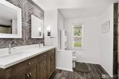 6009 187th Avenue E, Bonney Lake, WA 98391 - Photo 16