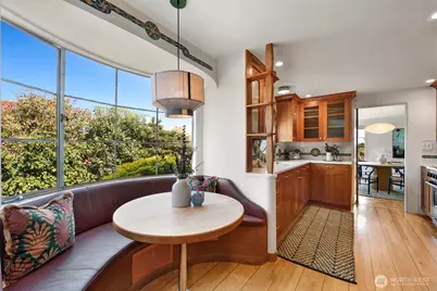 6049 Princeton Avenue NE, Seattle, WA 98115 - Photo 14