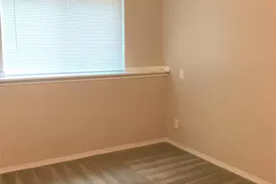 9717 Danwood Ln, Silverdale, WA 98383 - Photo 10