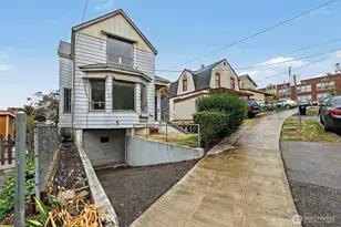 2208 E Terrace St, Seattle, WA 98122 - Photo 4