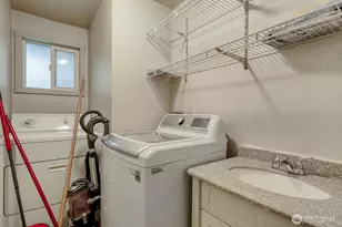 5703 318th Ave NE, Carnation, WA 98014 - Photo 12