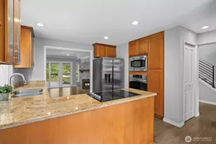 2958 Kennewick Pl Pl NE, Renton, WA 98056 - Photo 8