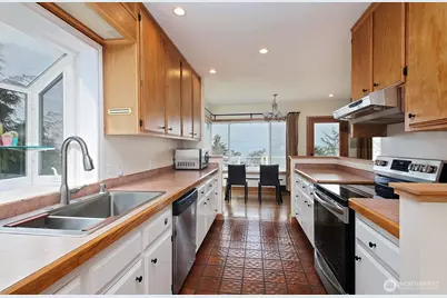 1443 Martha Way, Oak Harbor, WA 98277 - Photo 20