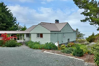 1443 Martha Way, Oak Harbor, WA 98277 - Photo 10