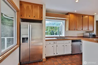 1443 Martha Way, Oak Harbor, WA 98277 - Photo 22