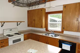 806 120th St S, Tacoma, WA 98444 - Photo 4