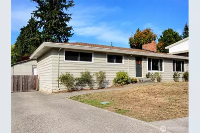 2404 NE 22nd Street, Renton, WA 98056 - Photo 2