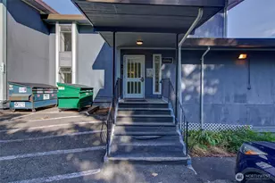 10459 Des Moines Memorial Dr S, Seattle, WA 98168 - Photo 2