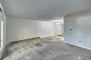10459 Des Moines Memorial Dr S, Seattle, WA 98168 - Photo 12