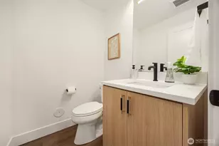 1502 N 100th St, Seattle, WA 98133 - Photo 6