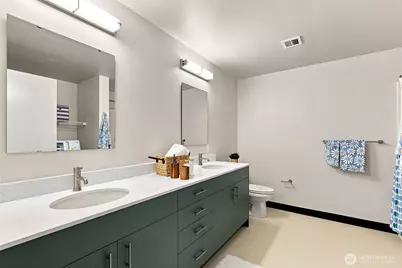 6109 Phinney Avenue N #505, Seattle, WA 98103 - Photo 12