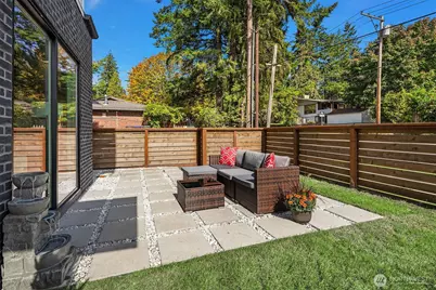18607 A 104th Avenue NE, Bothell, WA 98011 - Photo 10