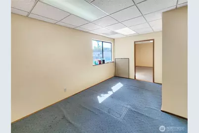 520 E Whidbey Avenue #205, Oak Harbor, WA 98277 - Photo 4