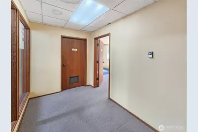 520 E Whidbey Avenue #205, Oak Harbor, WA 98277 - Photo 10