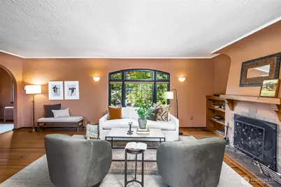 2324 34th Avenue S, Seattle, WA 98144 - Photo 8