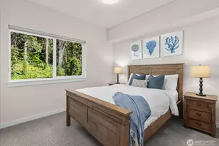 8922 NE 173rd Pl, Bothell, WA 98011 - Photo 16