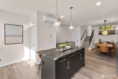 8922 NE 173rd Place #B, Bothell, WA 98011 - Photo 4